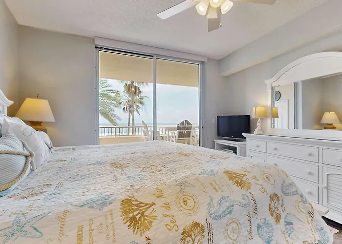 Gulf View W Balcony & Pool Tennis Sauna Gym Holiday home *