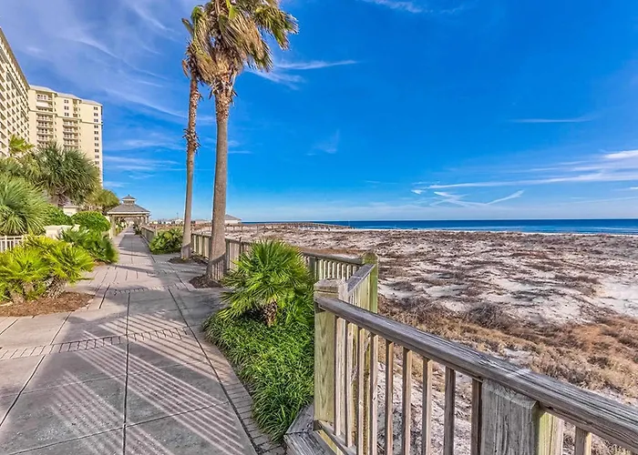 Gulf View W Balcony & Pool Tennis Sauna Gym Holiday home *